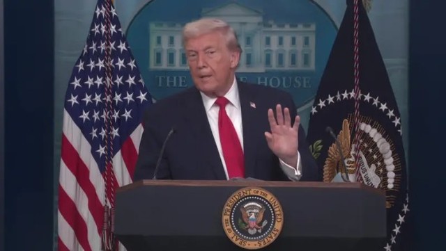 Trump: Flotă URIAȘĂ de petroliere, GOALE, spre SUA pentru gaze și petrol