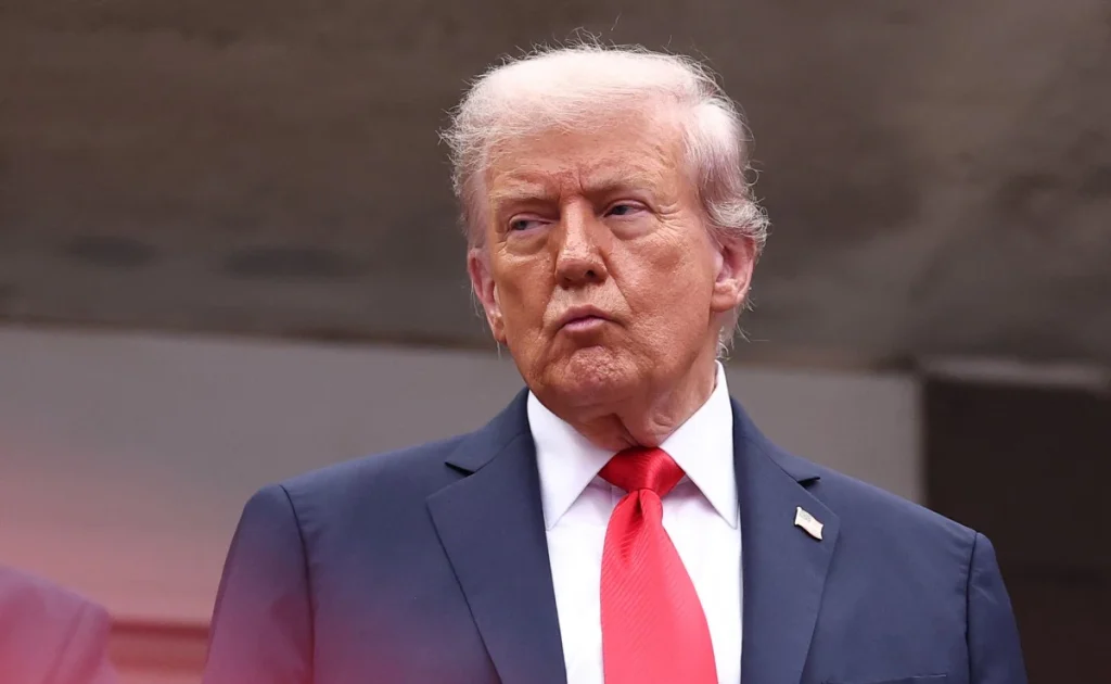 Trump, criticat dur de apropiați: Nu ascultă, se enervează și improvizează