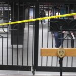 Bărbat împușcat mortal la metrou în New York, după ce a înjunghiat trei