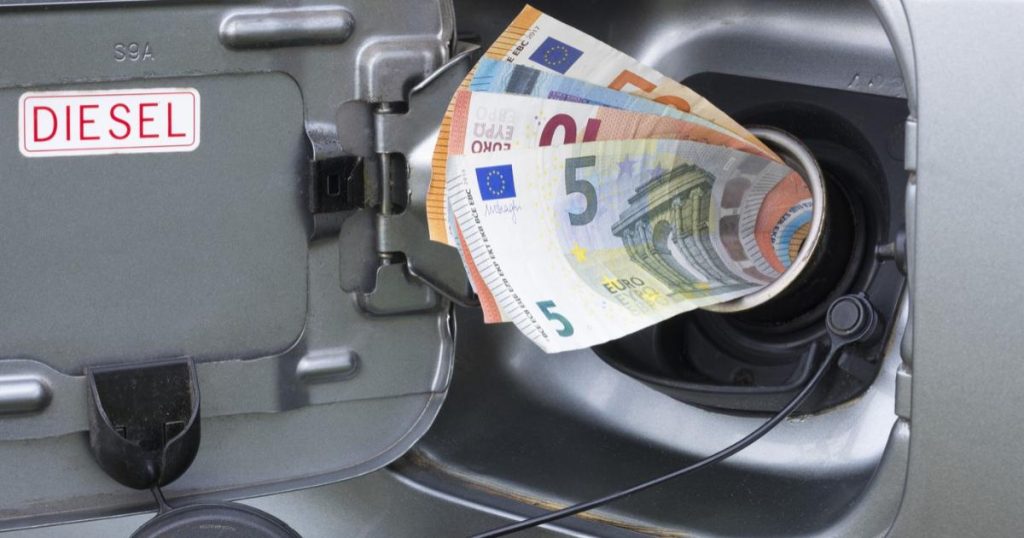 FMI trage un semnal de alarmă: Reducerea taxelor la combustibili, „greșeală” pentru Europa