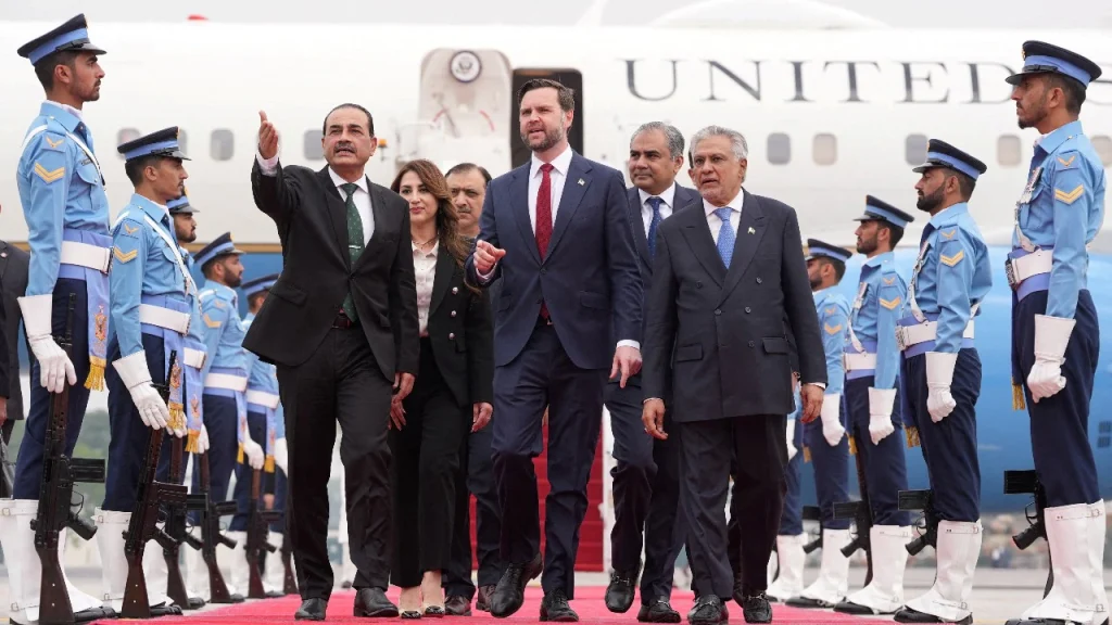 Delegația SUA, la Islamabad: Negocieri-cheie cu Iran. Ce miză are Pakistanul?