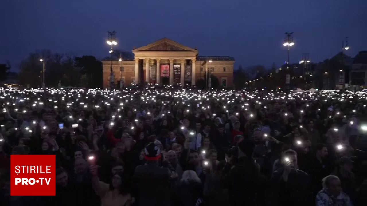 Unguri, sute de mii la concert-maraton în Budapesta: Ce scandări au zguduit scena?