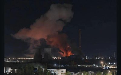 București: Explozie la CET Vest, 30 de tone de ulei în flăcări, Arafat anunță