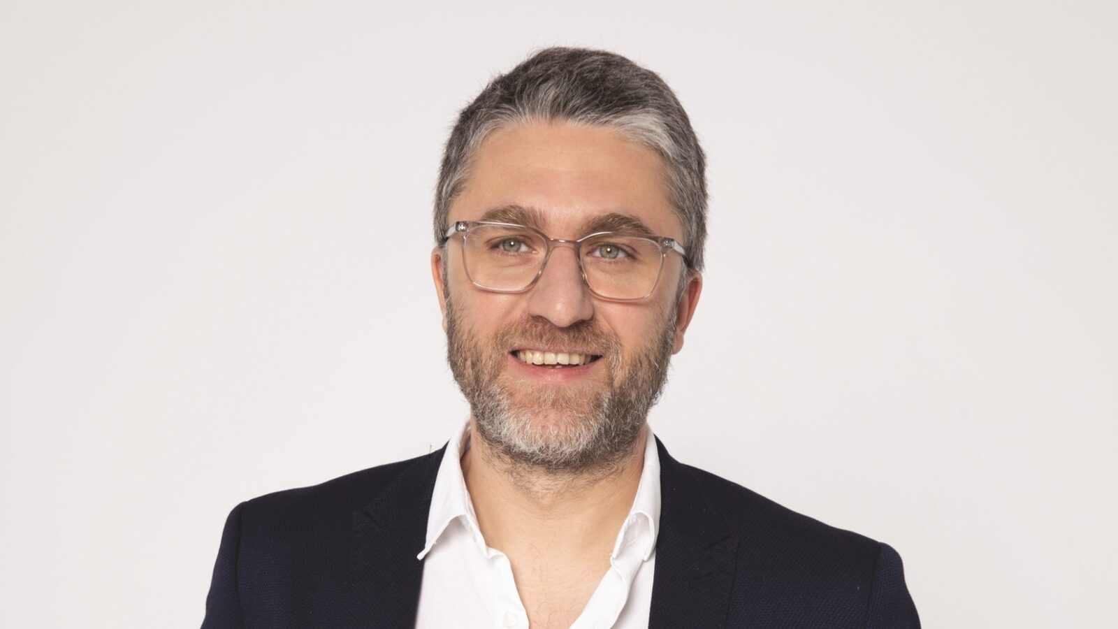 Vlad Petre (Saatchi): Cum transformă hub-ul din București business-urile