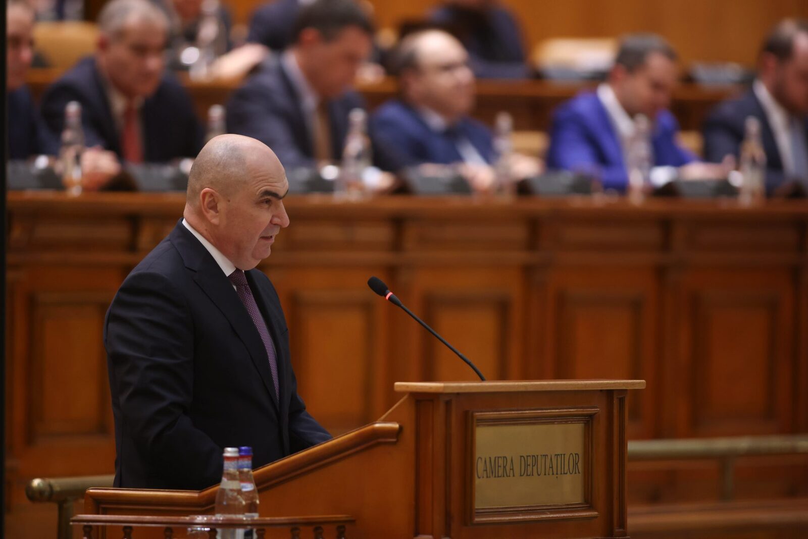 Bolojan, despre scenariile post-moțiune: Guvernul, salvat pe moment