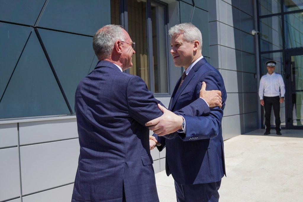 Predoiu, întâlnire-fulger cu ministrul austriac Karner la Constanța