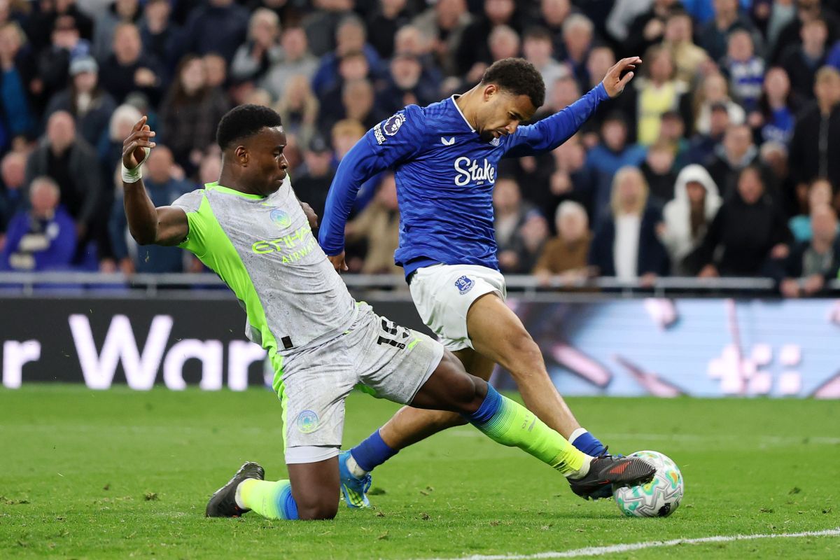 Everton învinge spectaculos pe Manchester City: „Cetățenii”, loviți crunt în lupta pentru titlu