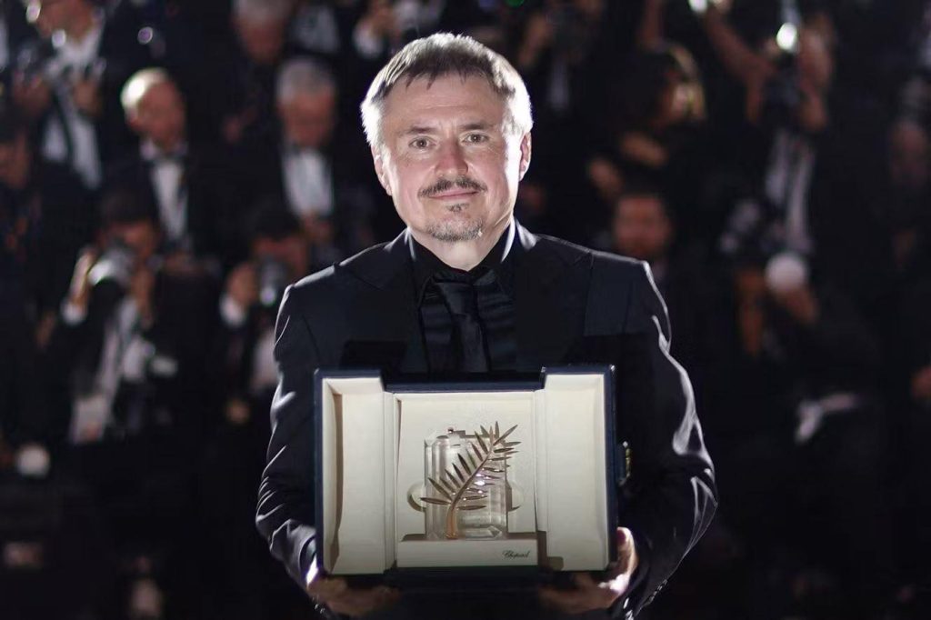 Ce înseamnă să faci istorie? Drumul lui Trump, dinspre succes spre declin