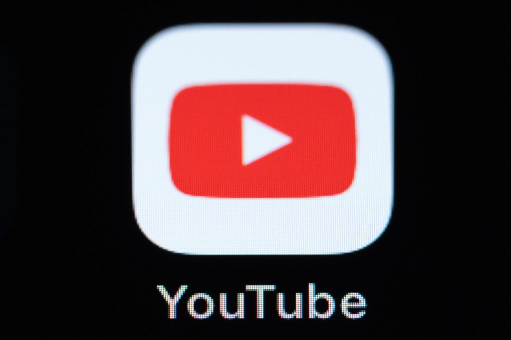 YouTube introduce etichete AI pentru clipuri: Ce schimbări vor fi pe Shorts