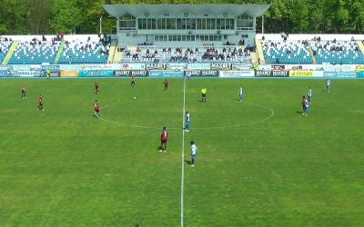 Jucătorii unei echipe de Liga 2, protest mut: au stat pe teren, adversarii au pasat