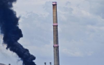 Incendiu la CET Vest din București. Fumul se vede de la kilometri distanță / A fost emis mesaj RO-Alert