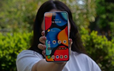 Telefonul-vedetă din România, testat: Două mari probleme și-au arătat colții