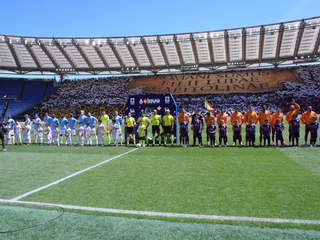 Derby-ul Capitalei, Roma – Lazio 2-0! Juventus, umilită de Fiorentina, 0-2