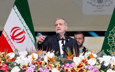 Criză pe piața petrolului: Iran refuză SUA și prețurile explodează