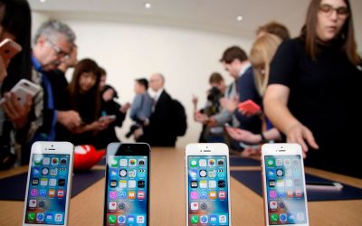 Apple va plăti până la 95$ unora dintre posesorii de iPhone, după acord