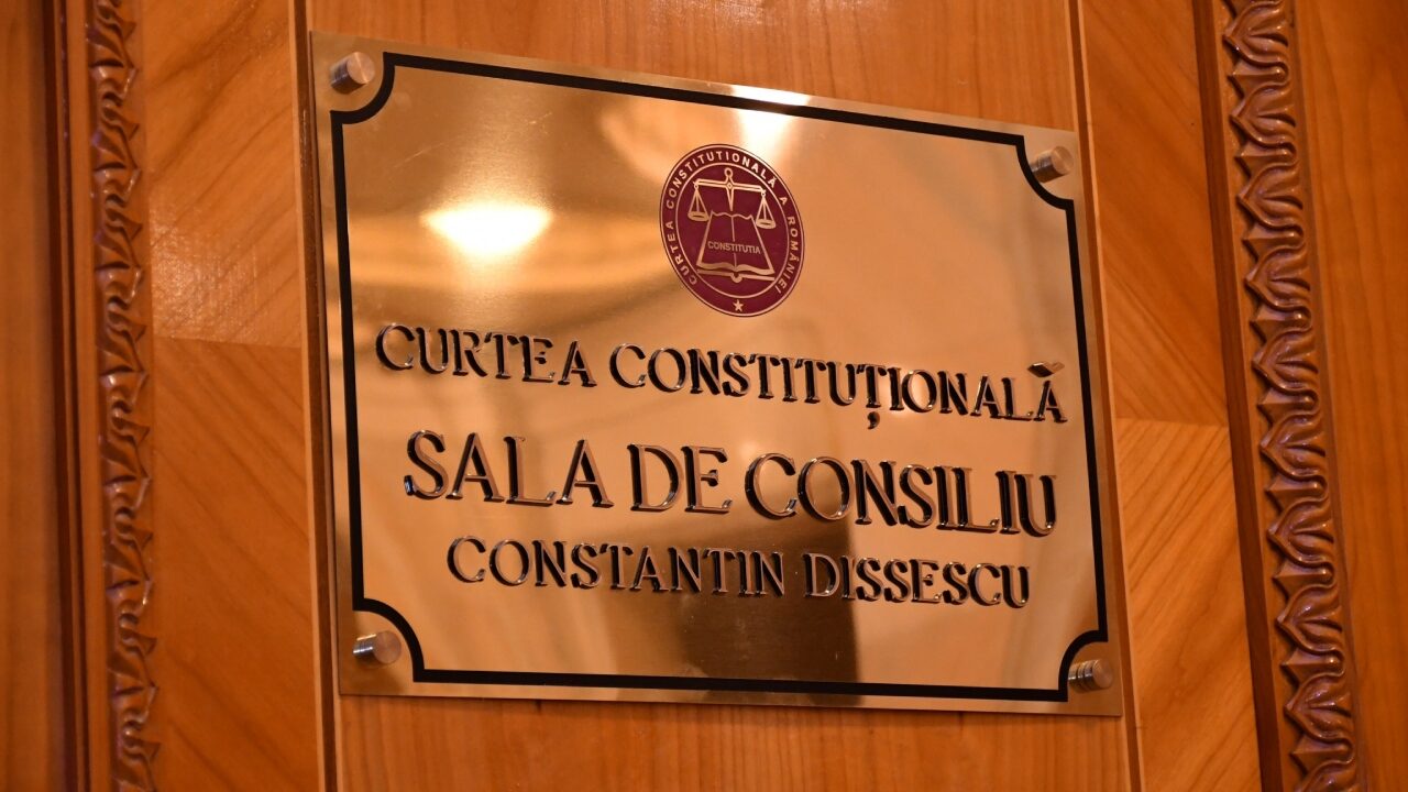 Alertă: Schimbări majore în justiție. Românii, anunțați diferit în dosare