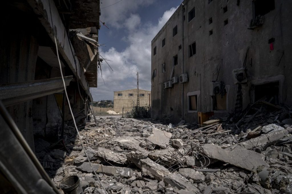 Bombardament terifiant în Beirut: 10 clădiri rase pentru fiecare dronă