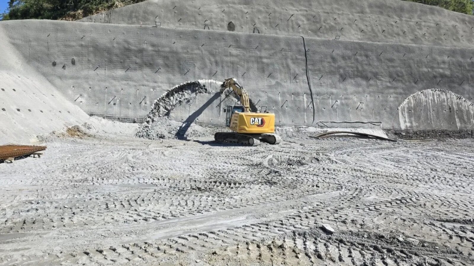 Tunel complex pe Autostrada Sibiu-Pitești: A început construcția!