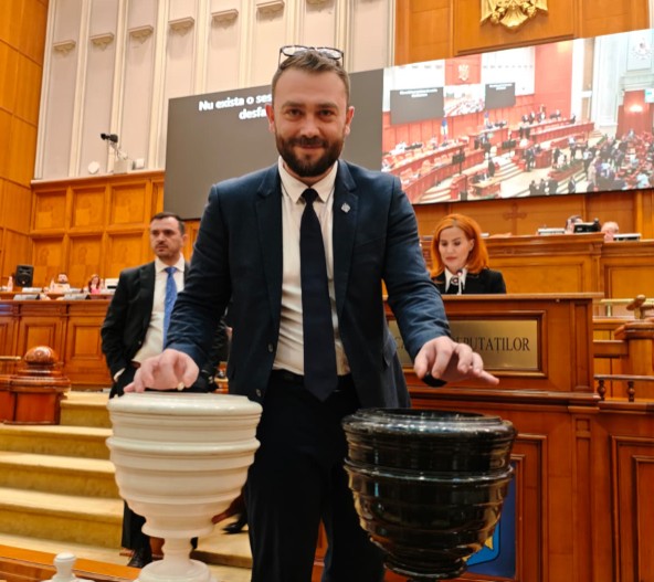 Deputat, condamnat la închisoare cu suspendare: va munci pentru comunitate