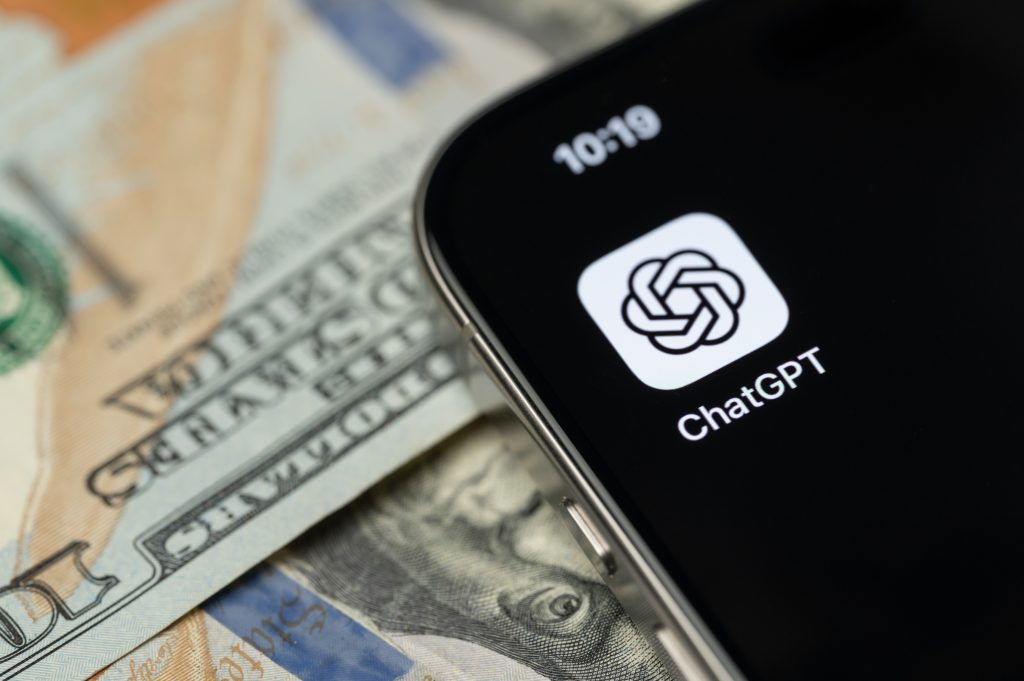 ChatGPT vrea datele conturilor: Ce riscă clienții la sfaturile financiare?