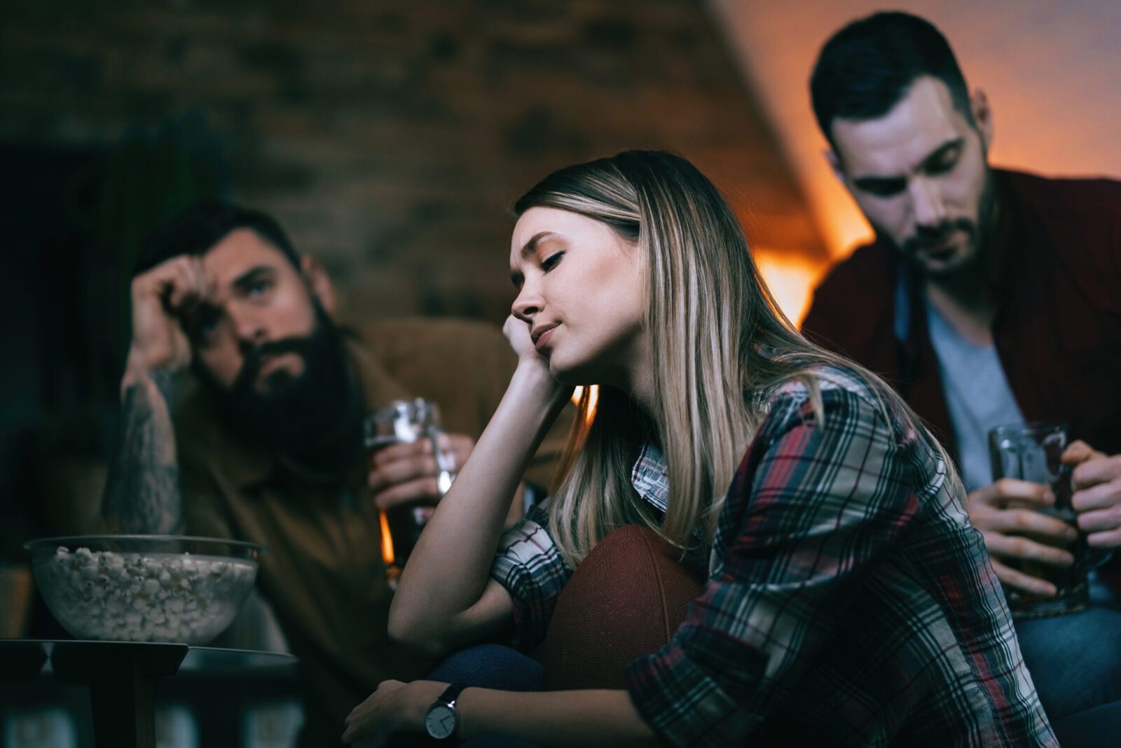 Plecat de la petrecere fără „La revedere”? Ce dezvăluie psihologii