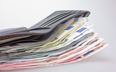 Limită UE pentru CASH: Câți bani poți avea în portofel fără declarație