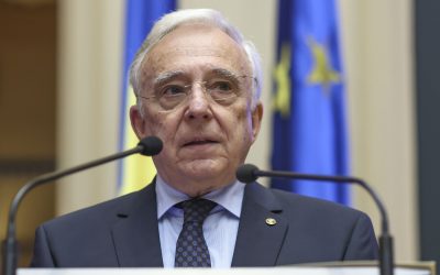 Isărescu: Inflație maximă de 11% în 2024. BNR cere investiții străine pentru a opri declinul