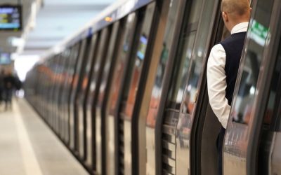 BNR: Scumpirea biletelor de metrou ne îngroapă în sărăcie pentru mult timp
