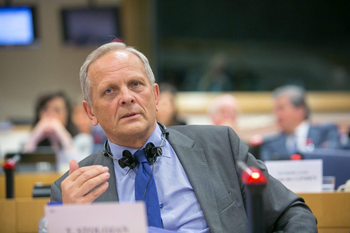 Stolojan, ultimatum pentru Nicușor Dan: „Nu amâna! Aplică Constituția”