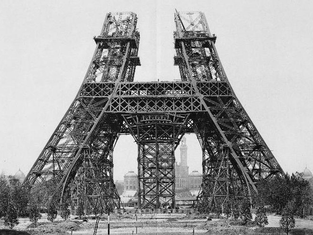 Eiffel celebrează 137 de ani: Simbolul Parisului, un monument istoric