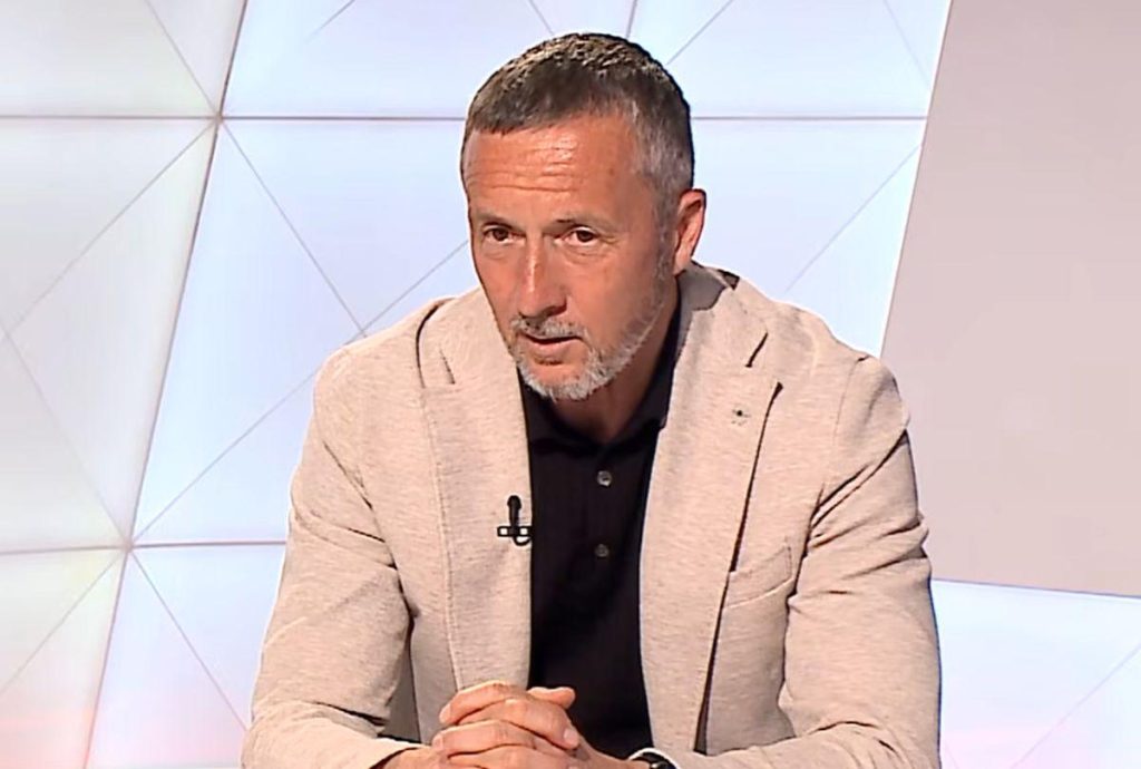 MM Stoica, jabs curate la un singur tricolor