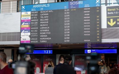 Otopeni: Probleme la zboruri, vine firma britanică.