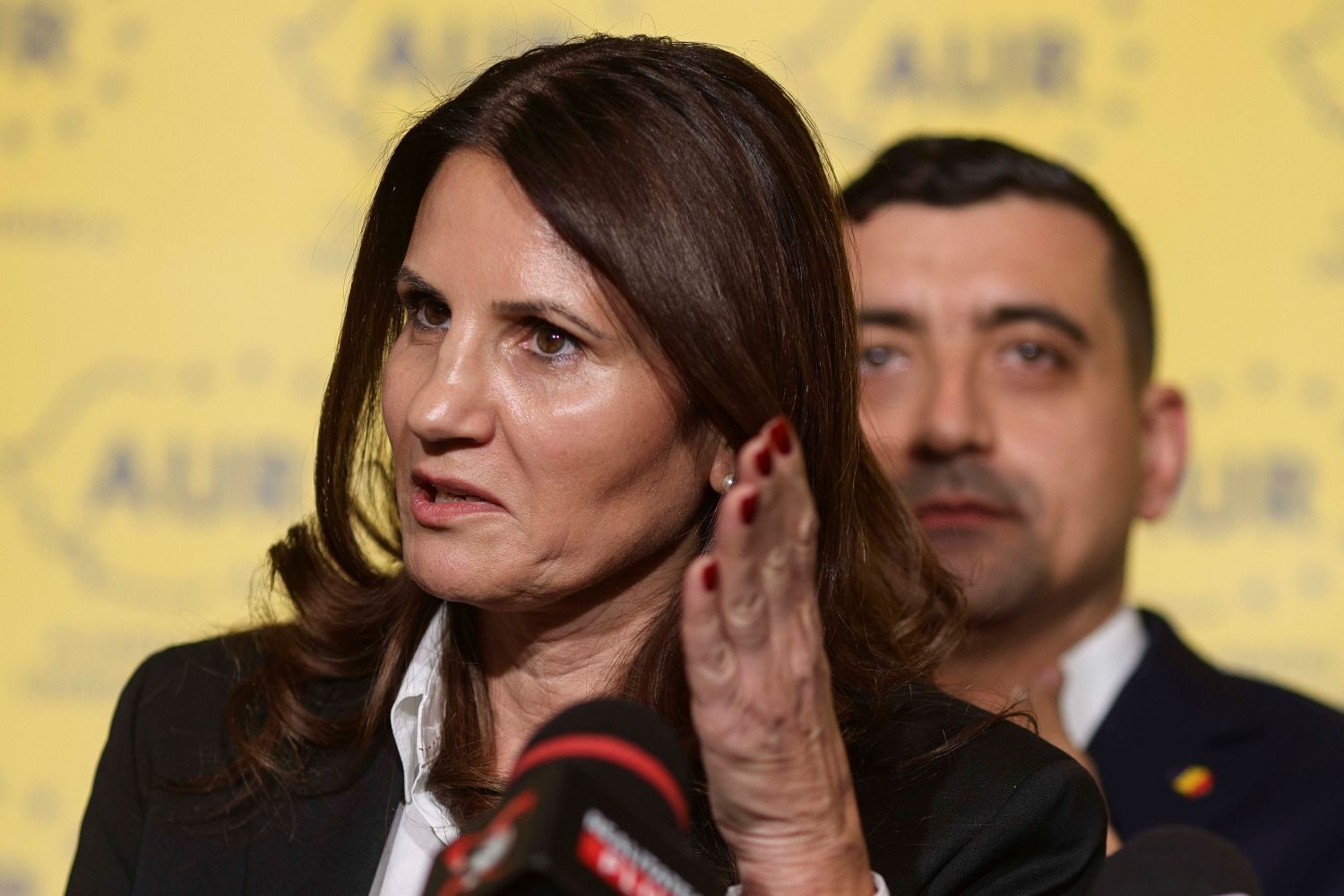 Anca Alexandrescu: Georgescu crede că e Dumnezeu, atac dur la AUR