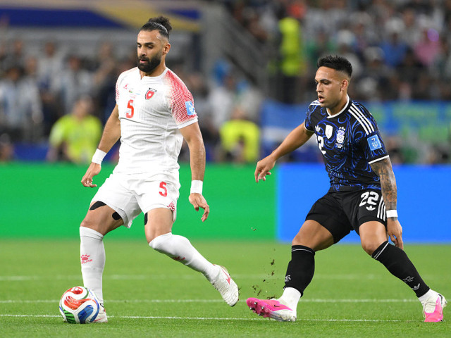Messi și Argentina înving Iordania, Kovacs la centru