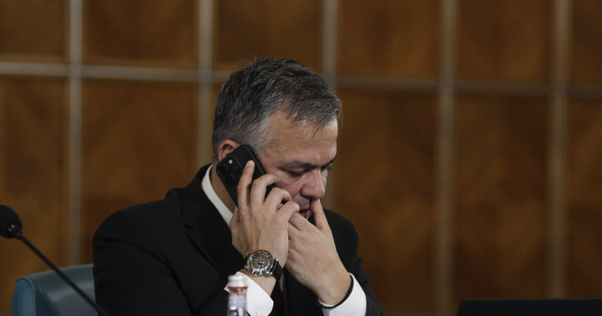 Veștea negociază cu AUR, tensiune politică. Audieri miniștri