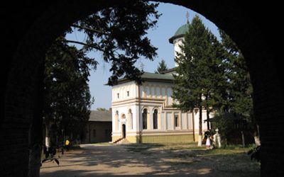 Sectorul 2 dă 2,14 mil. lei la 3 biserici. Cine ia banii