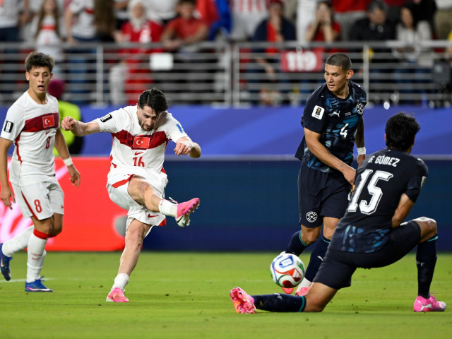 Turcia, OUT de la Mondial! Paraguay învinge, vise spulberate