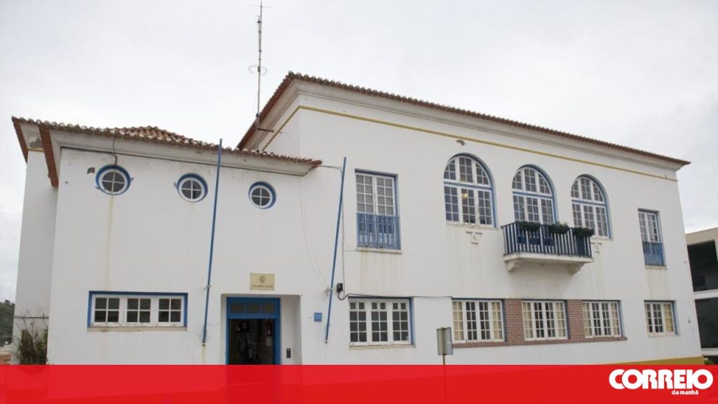 Câmara da Nazaré aprova regulamento para licenciamento de Alojamento Local - Sociedade