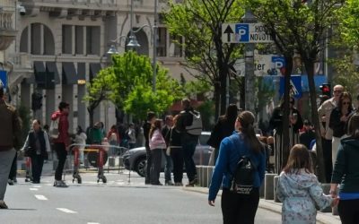 Străzi Deschise București: Duminică, dezbatere despre risc seismic și distracție