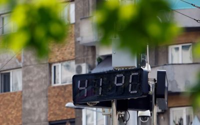 Caniculă extremă: Cod Roșu extinss. Unde e 41 de grade. HARTĂ