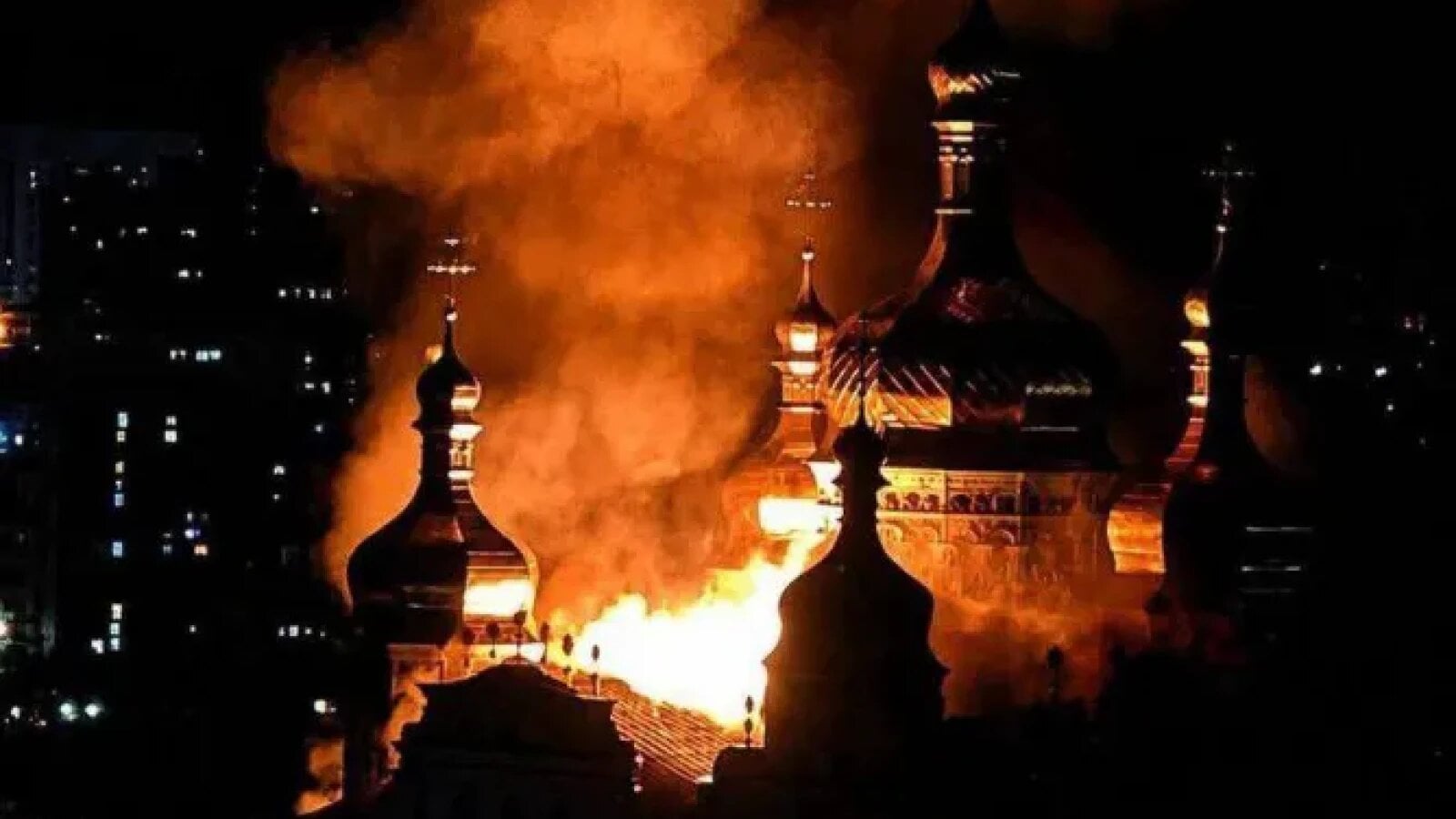 Rușii au lovit Catedrala Adormirii din Kiev, 1000 de ani de istorie