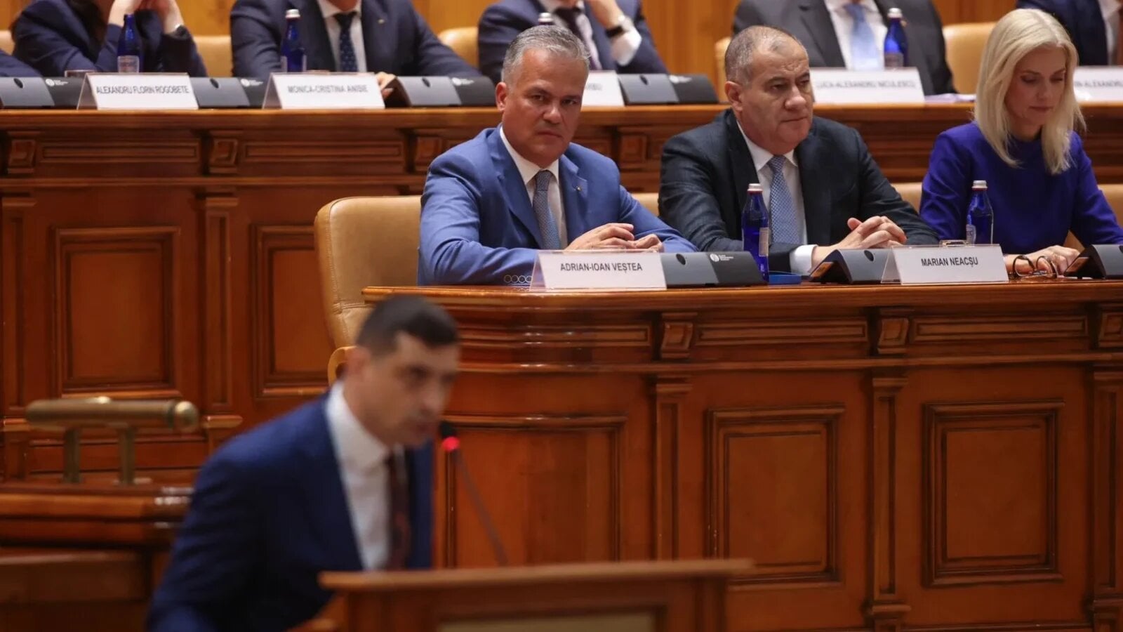 Sociolog: Ironia supremă, trădătorii trădați