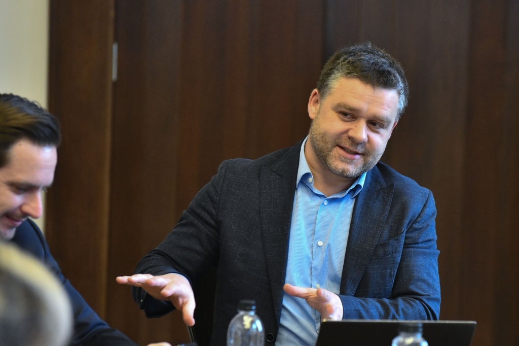 Ciucu absent de la PNL: Soarta lui Veștea, decisă fără cel mai mare rival