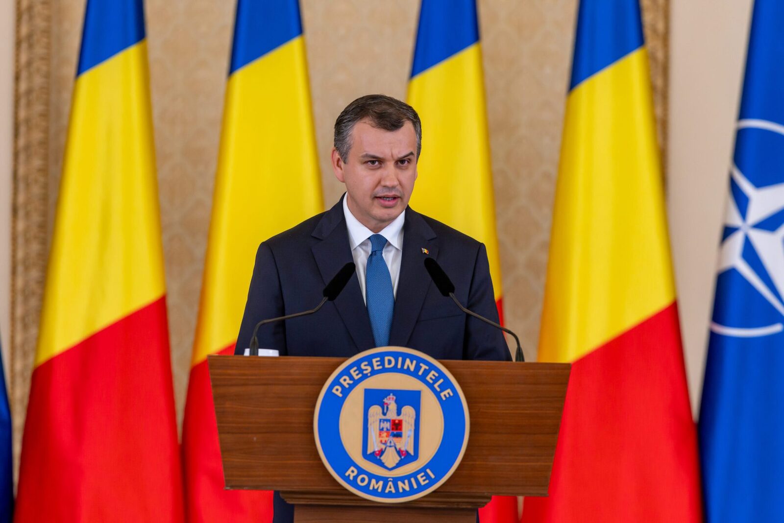 Tomac începe azi negocieri pentru un nou Guvern