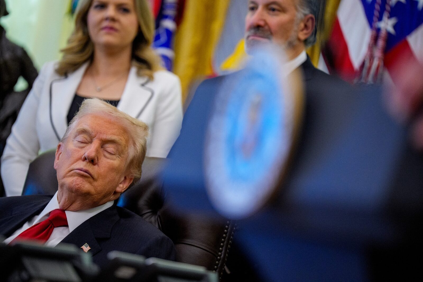 Trump, profit uriaș din cripto; investitorii dau faliment