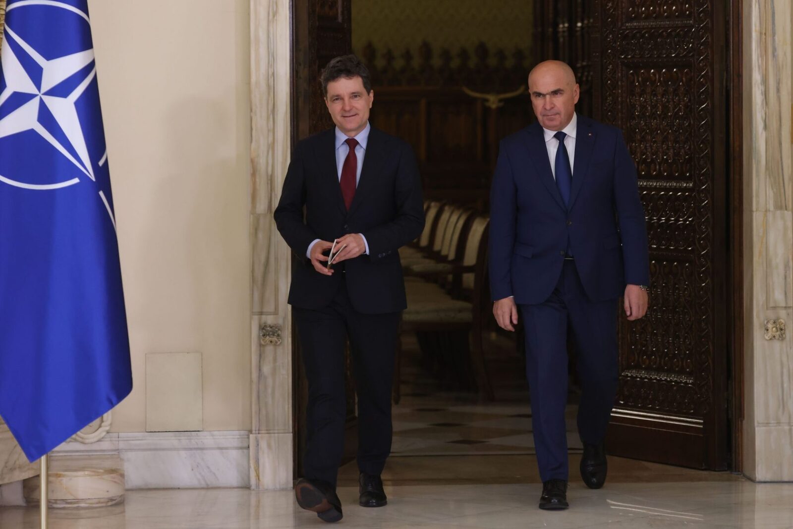 Judecătorii CCR, tranșanți: Guvernul Bolojan, pleacă sau stă? Dilema lui Nicușor Dan