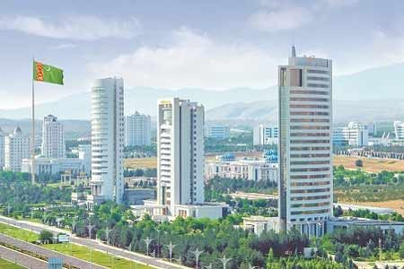 Turkmenistan: Resursele naturale alimentează proiecte internaționale majore