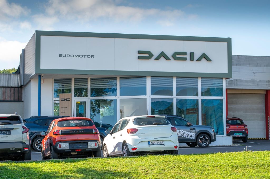 Dacia trage semnalul de alarmă: Industria auto românească cere stabilitate