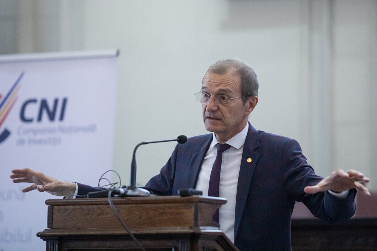 Pop, criticat pentru articolul despre Legea Vexler: „Relativizează legislația”