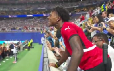 Messi, intimditat la penalty de un fan Ronaldo spectaculos